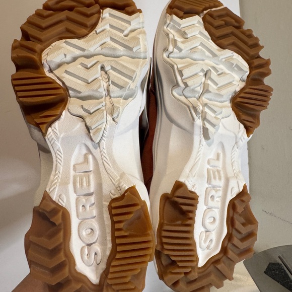 SOREL Kinetic Breakthru Caribou Waterproof Boot new size 9 - Picture 5 of 6